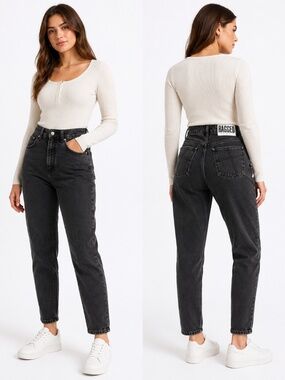 THE RAGGED PRIEST Cougar Mom Jeans Acid Charcoal Size 28